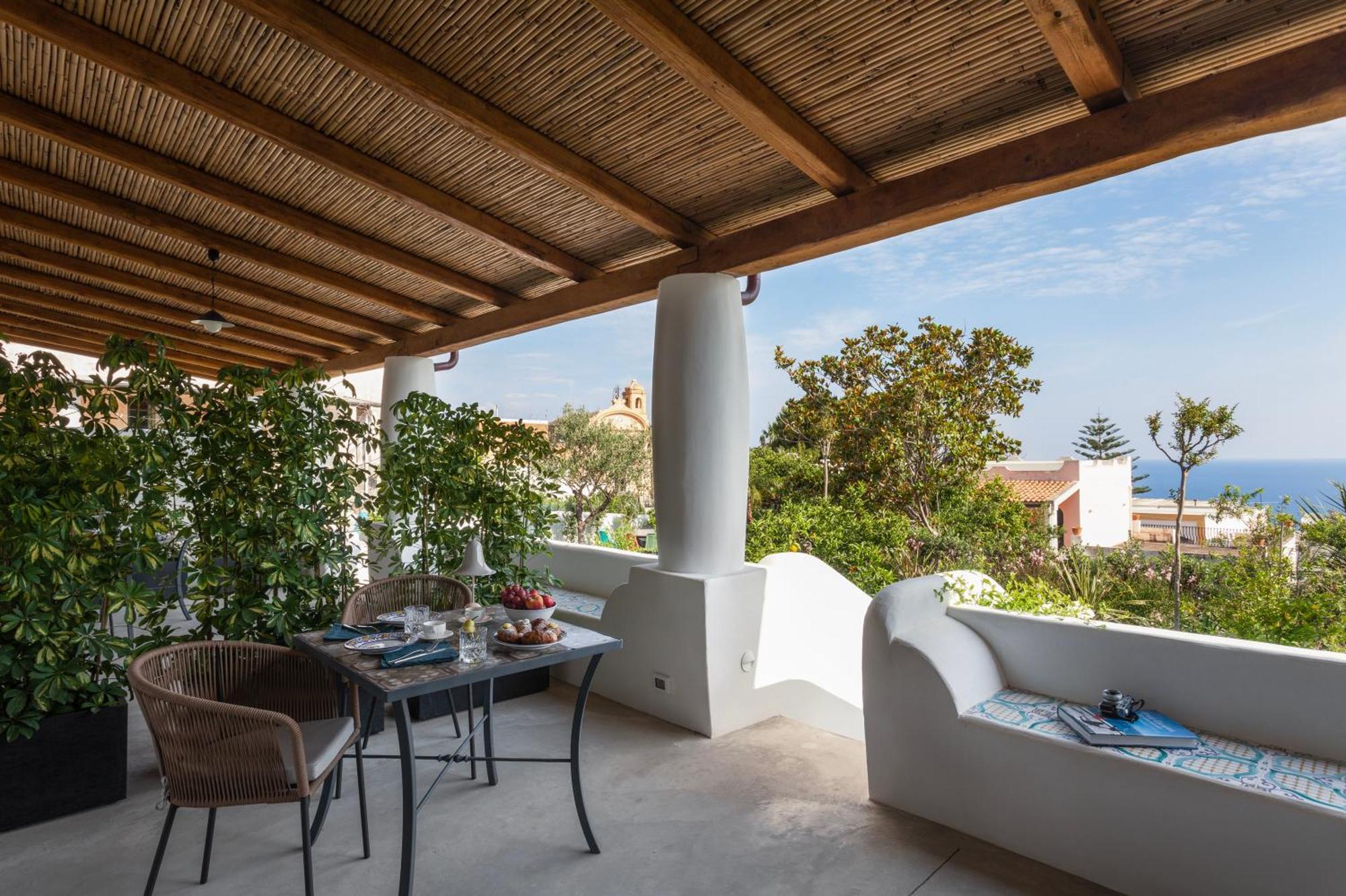 Frangimare - La Malandrina Bed & Breakfast Malfa  Exterior photo