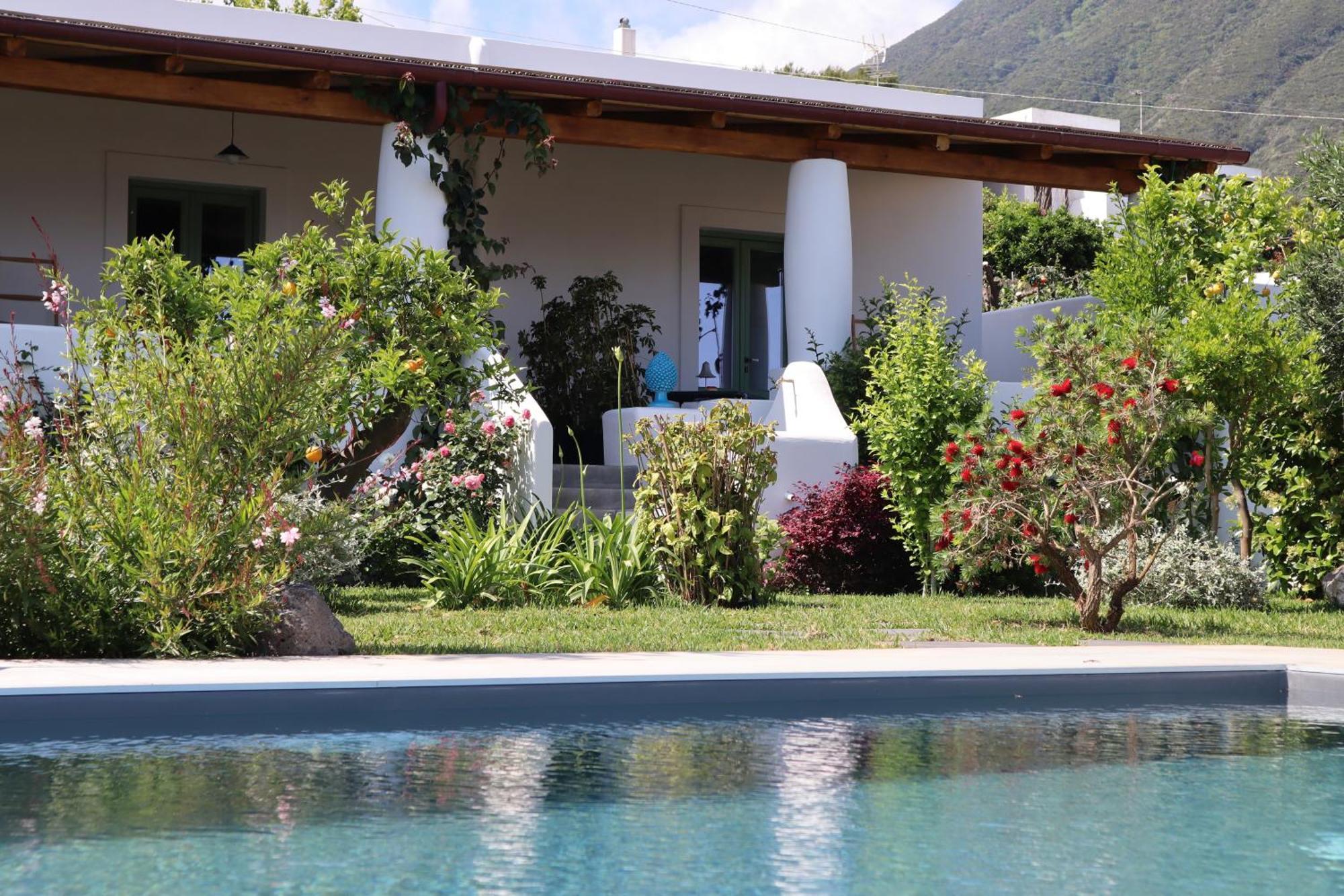 Frangimare - La Malandrina Bed & Breakfast Malfa  Exterior photo
